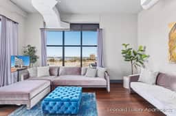 Modern Corner Luxury Apartment - Leonard Building - Image 3