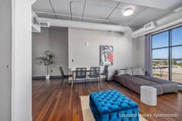 Luxury 2 Bedroom Apartment - Leonard Building