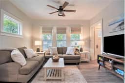 Palmer House Retreat - A Great Muskegon Getaway!