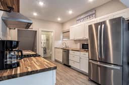 Palmer House Retreat - A Great Muskegon Getaway! - Image 5