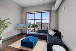 Luxury Apartment w/ City Views - Leonard Building - Image 4