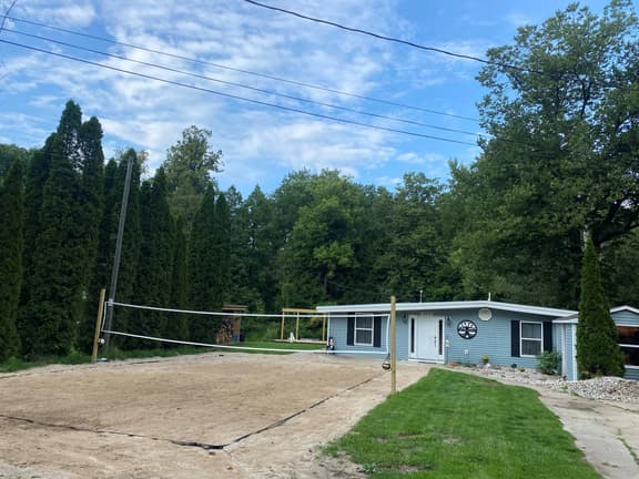 Beaver Den Getaway on the Chippewa River